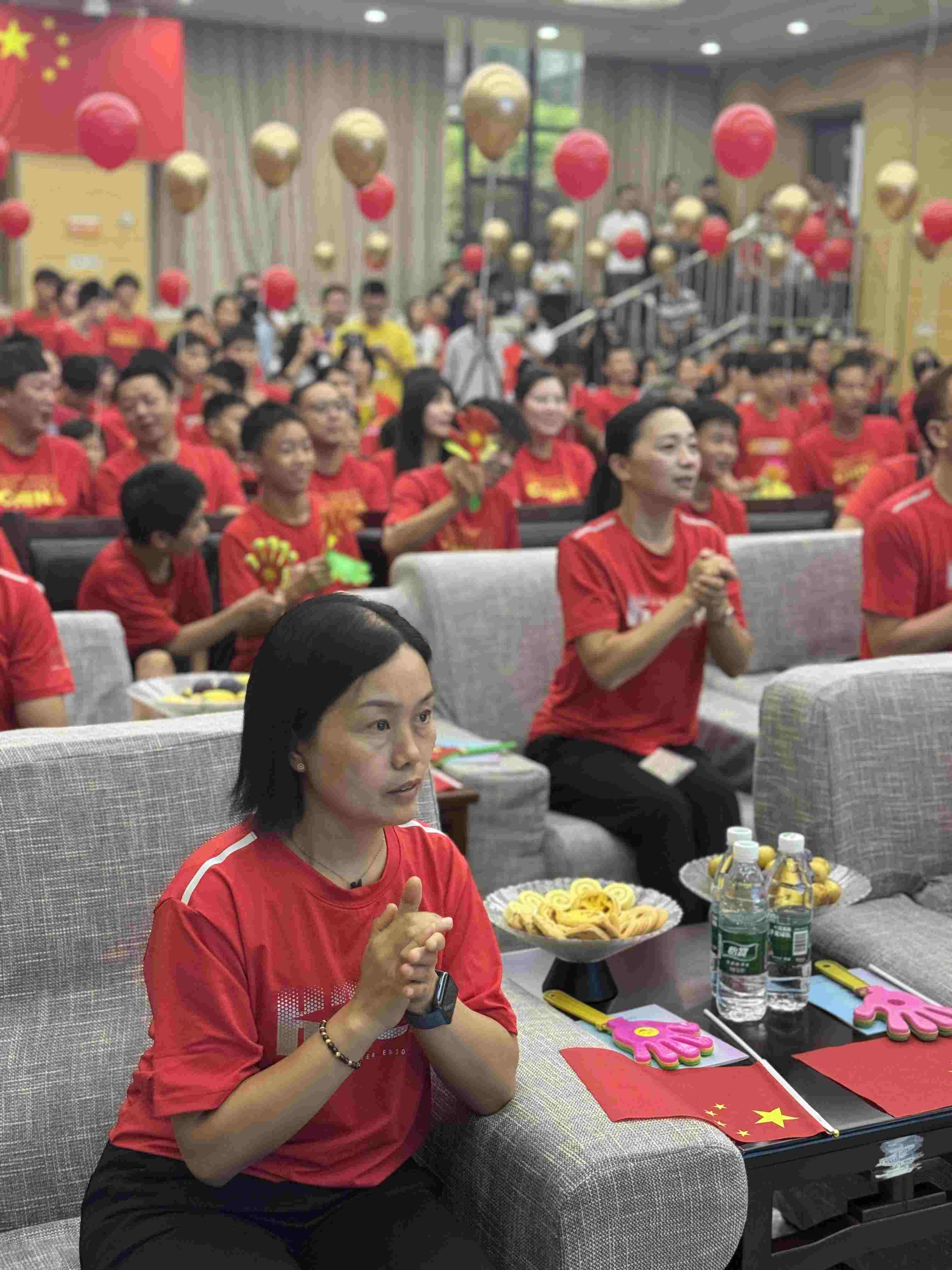 王宗源父母.jpg