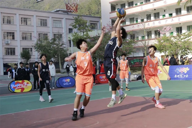 W020251231388974309409.jpg W020251231388974309409.jpg