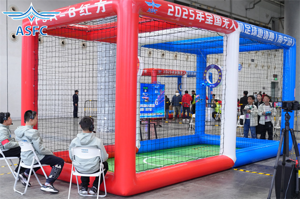 科技1.jpg 科技1.jpg