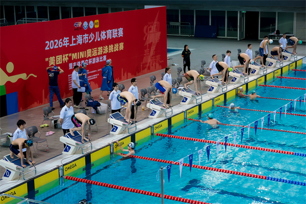 游泳.jpg 游泳.jpg