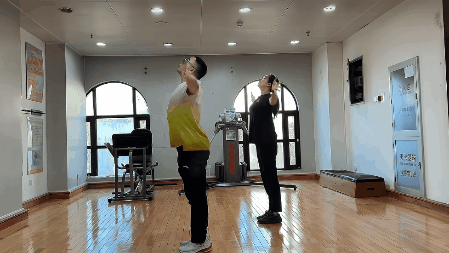 脊柱01.gif