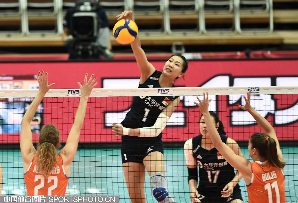 W_13371752_19092716_lyr.jpg W_13371752_19092716_lyr.jpg