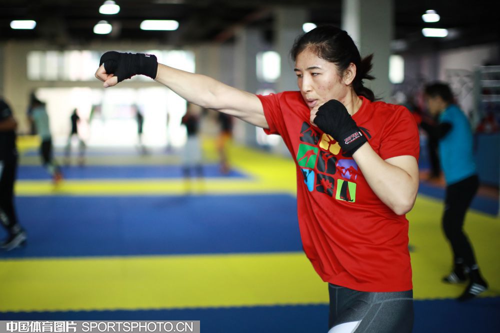 W_33415594_19120100_l.jpg W_33415594_19120100_l.jpg