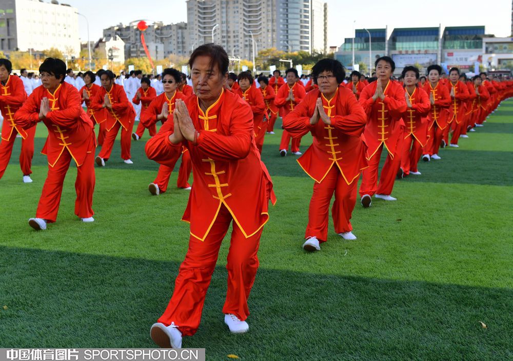 1216-健身气功.jpg