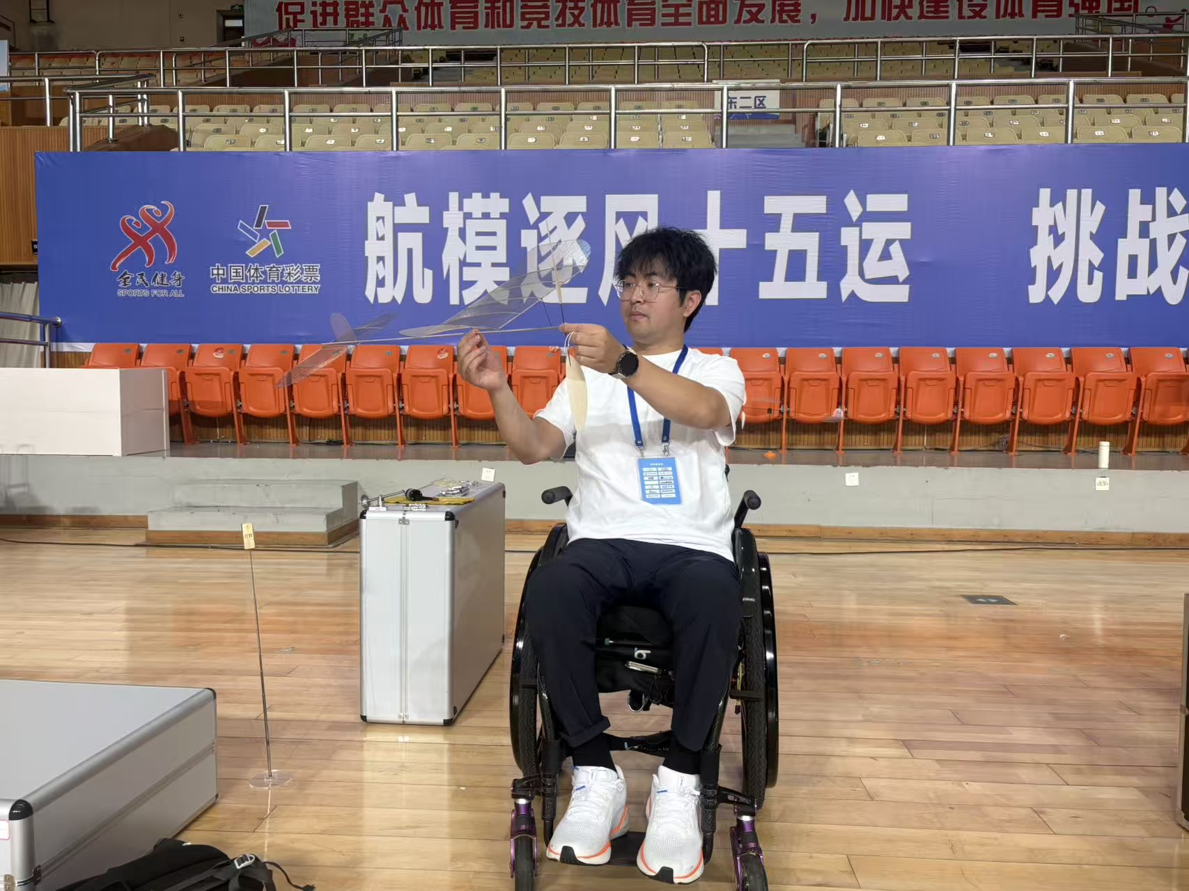 0528-航模1.jpg 0528-航模1.jpg