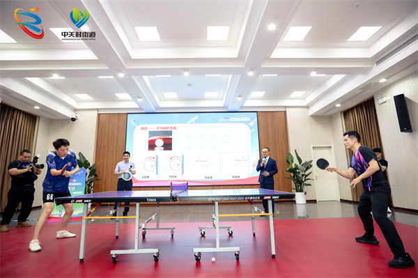 林乒1.jpg 林乒1.jpg