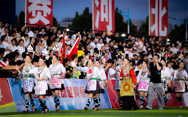 保定1.jpg 保定1.jpg