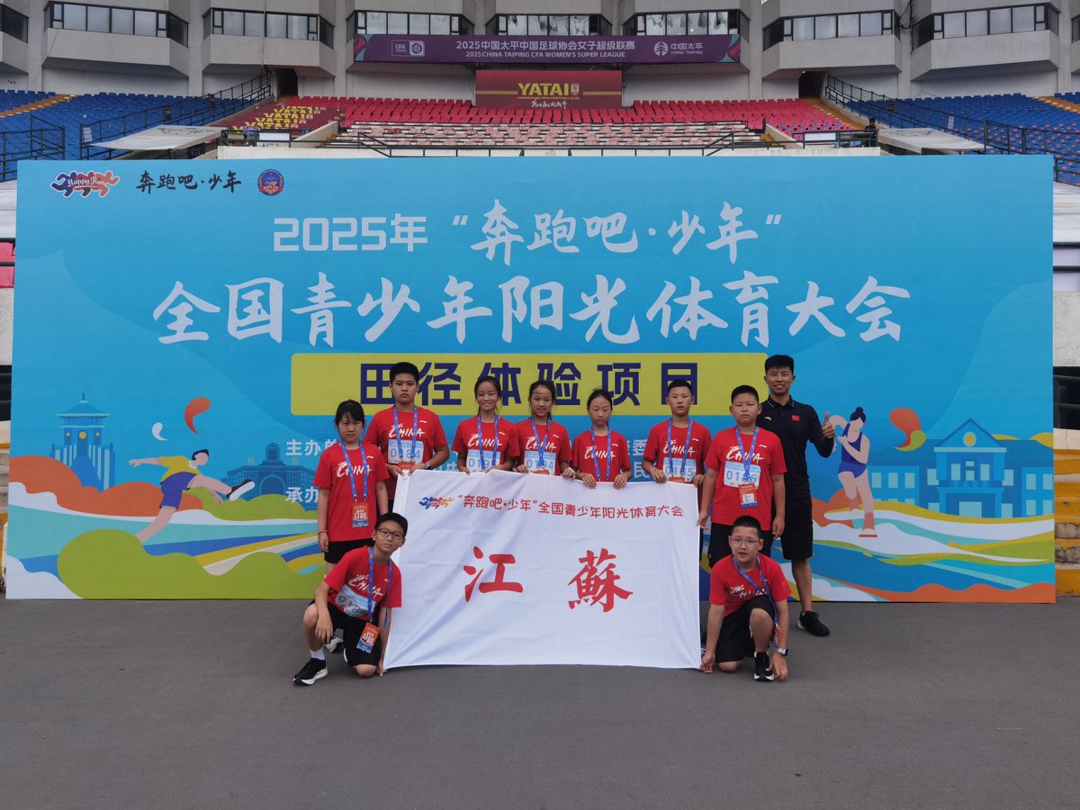 74f60a6bbv44dc602f303cb1de1b9a64.jpg 74f60a6bbv44dc602f303cb1de1b9a64.jpg