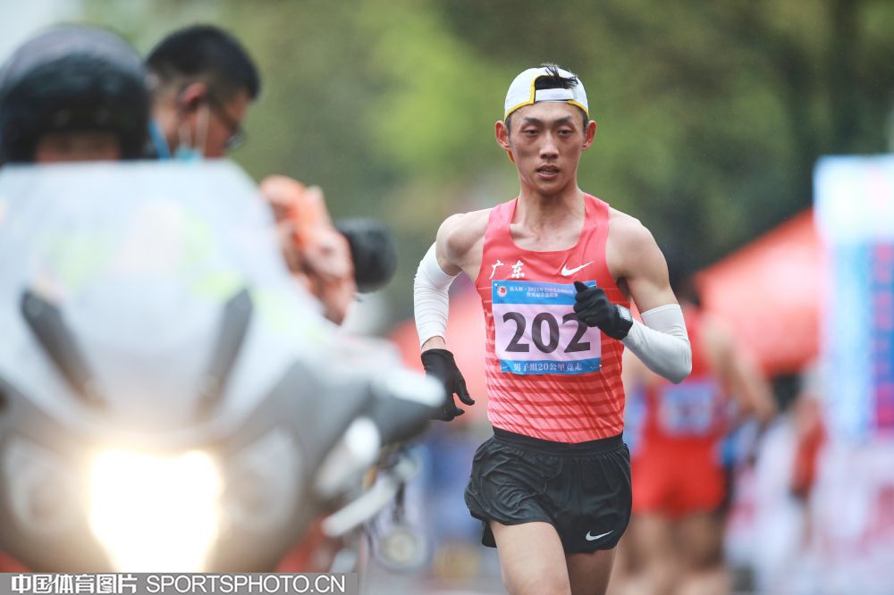 W_11254728_21032013_l.jpg W_11254728_21032013_l.jpg