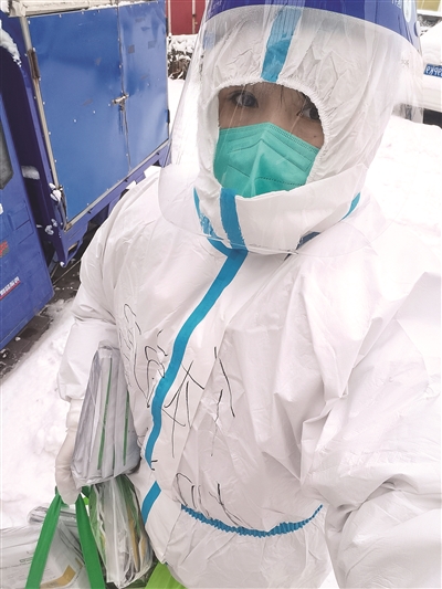 zgtyb0330001_005_01_b.jpg zgtyb0330001_005_01_b.jpg