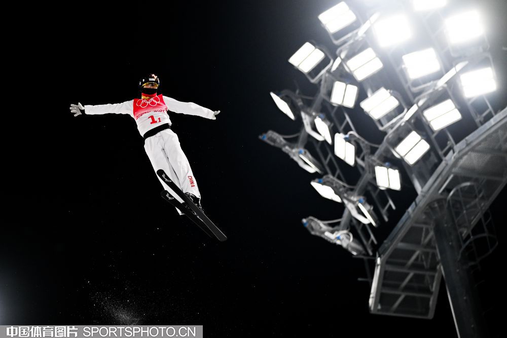 W_46331454_22021019_alj.jpg W_46331454_22021019_alj.jpg