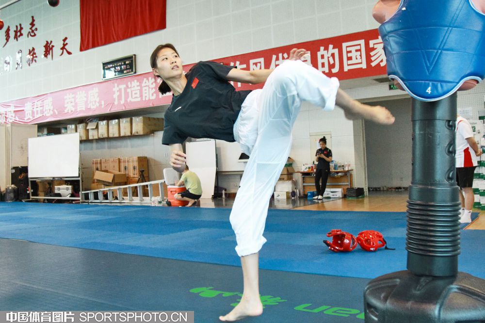 W_18132044_23071723_l.jpg W_18132044_23071723_l.jpg