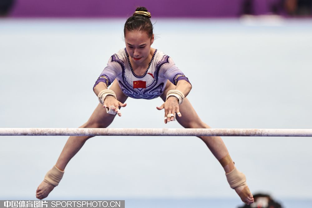 章瑾2.jpeg 章瑾2.jpeg